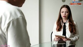 Рыжая студентка выбрала трах вместо уроков